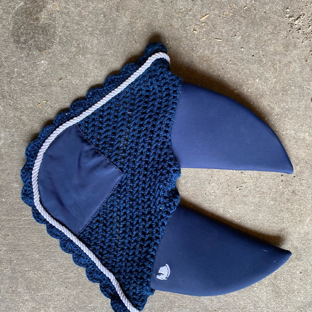 noise cancelling horse ear bonnet